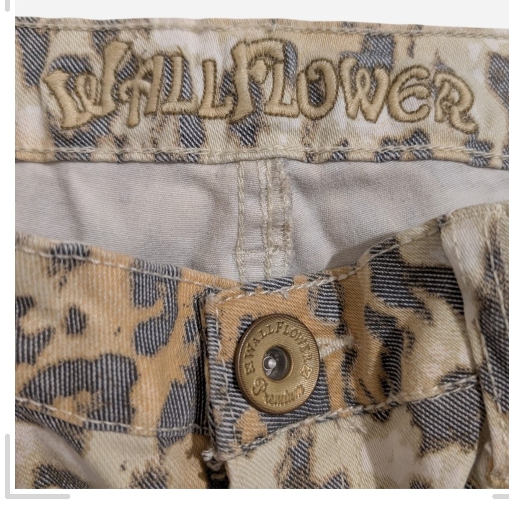 Leopard Print Kids Pants - Picture 4 of 9